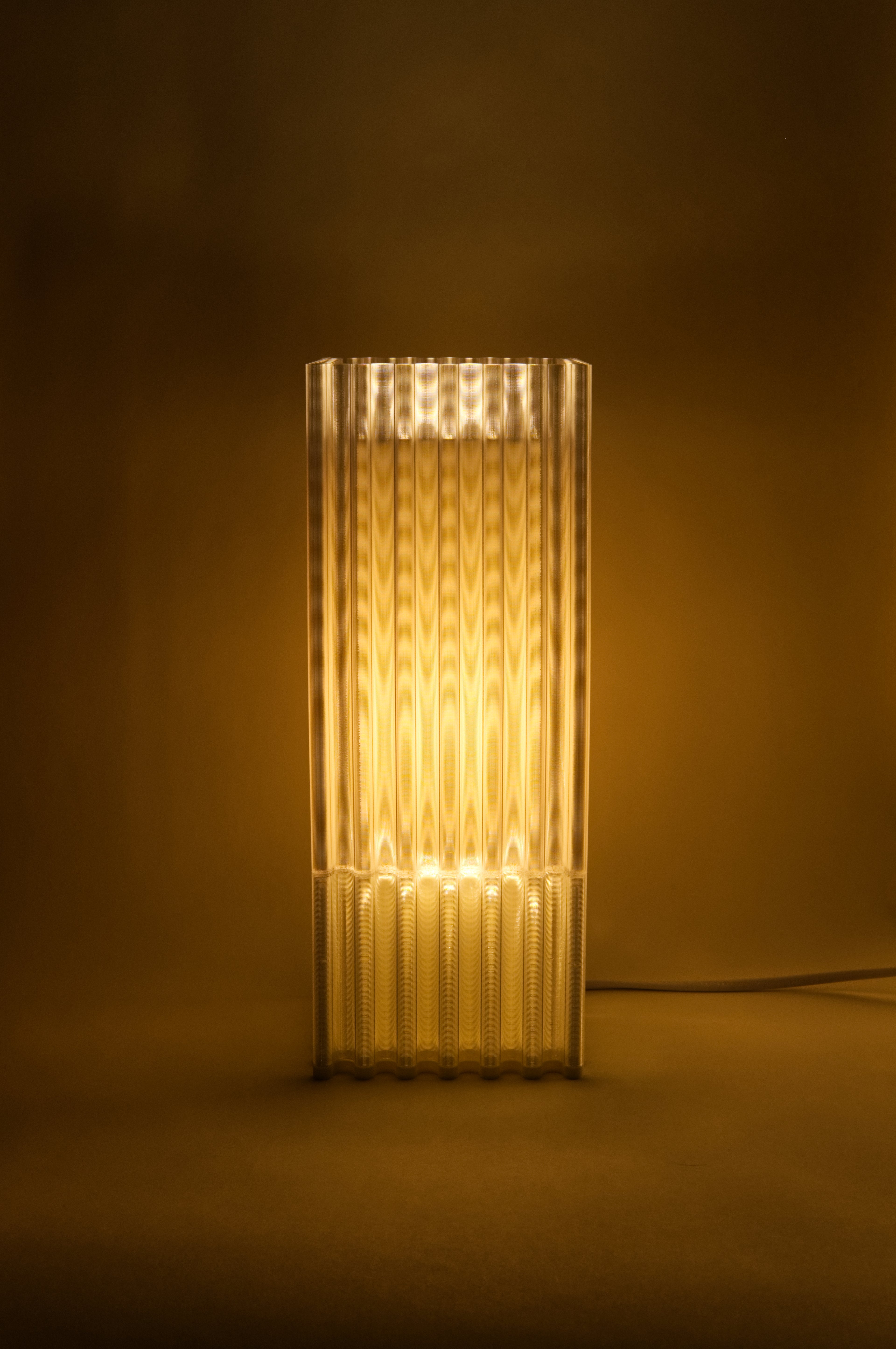 PILR | Architectural Table Lamp – Minimalist Pillar (Swiss Design)