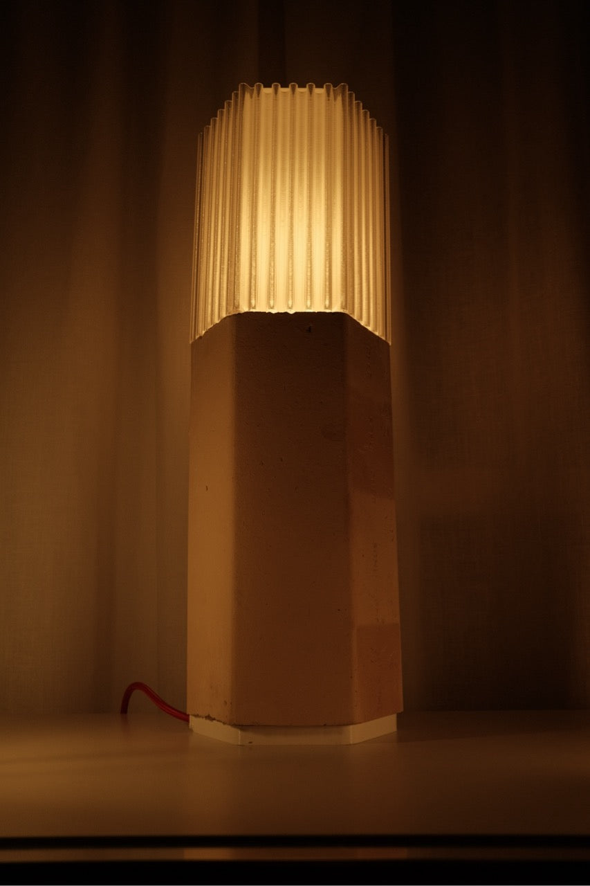 JUSU | Floor Lamp with Clay Base – Sculptural Design (Swiss Made)